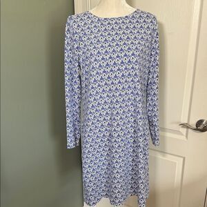 Vineyard Vines blue/white shift dress, long sleeve, size L, classic preppy chic